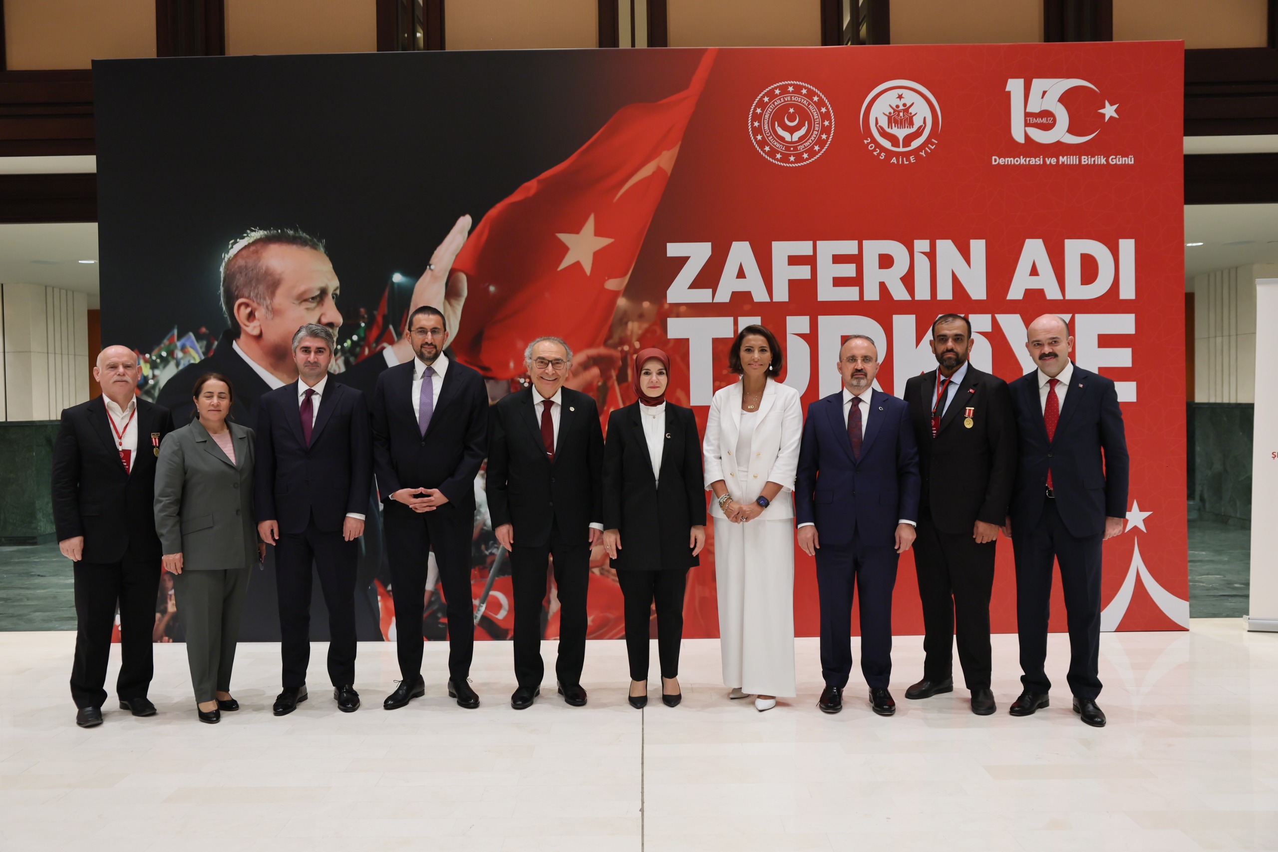 Bakanımız Göktaş, "Zaferin Adı Türkiye Büyük Ailem Türkiyem: 15 Temmuz Paneli ve Sergisi"nin açılışına katıldı