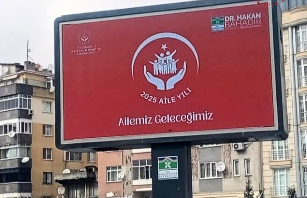 İstanbul’da Aile Yılı Kapsamında Dijital Panolarda Aile Yılı Farkındalık Çalışması Yapıldı