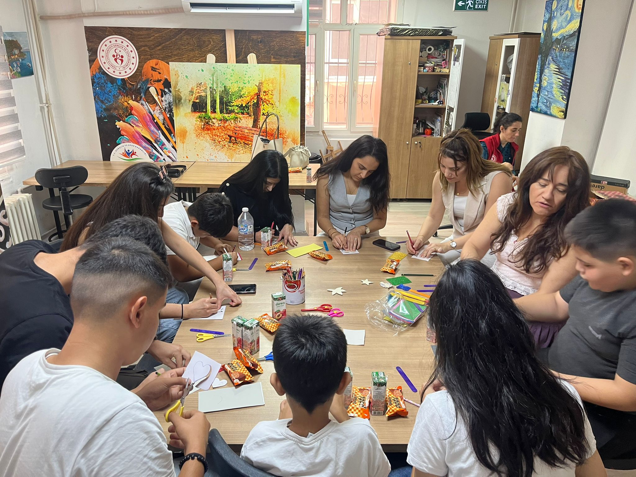 Adana’da Gençlik Merkezi Sanat Atölyesi Gerçekleştirildi