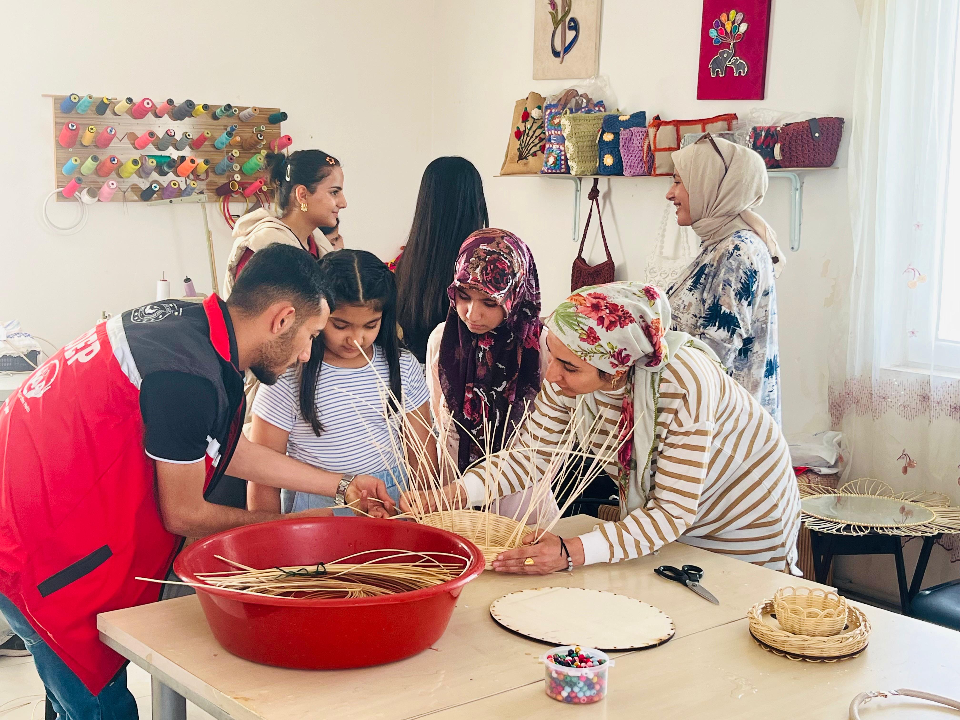 Mardin’de “Çocuklara Yönelik Farklı Meslekleri Öğreniyorum” Etkinliği Düzenlendi