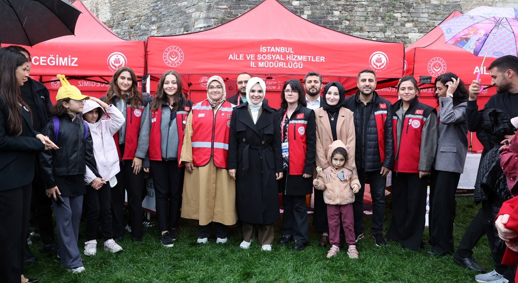 Aile ve Sosyal Hizmetler Bakanımız Göktaş, 'Aile Festivali'ni Ziyaret Etti