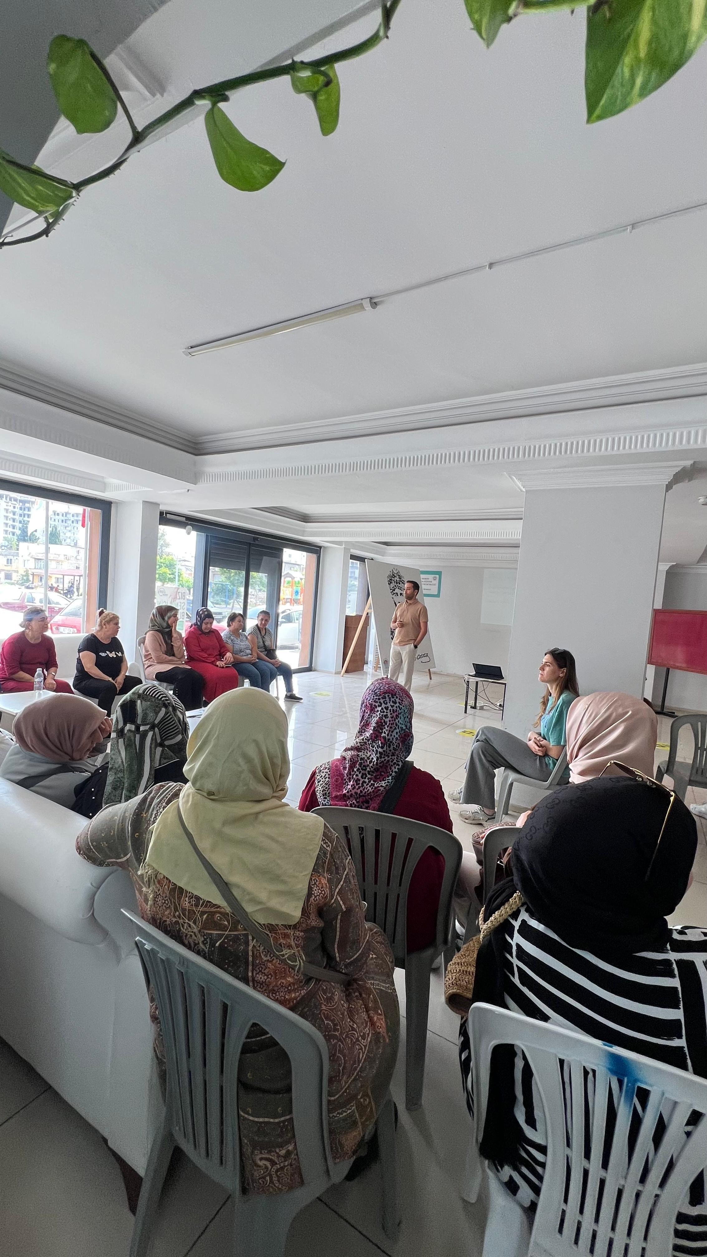 Mersin’de “Sınırla Güvende: Ailede Mahremiyet Gücü” Konulu Eğitim Verildi