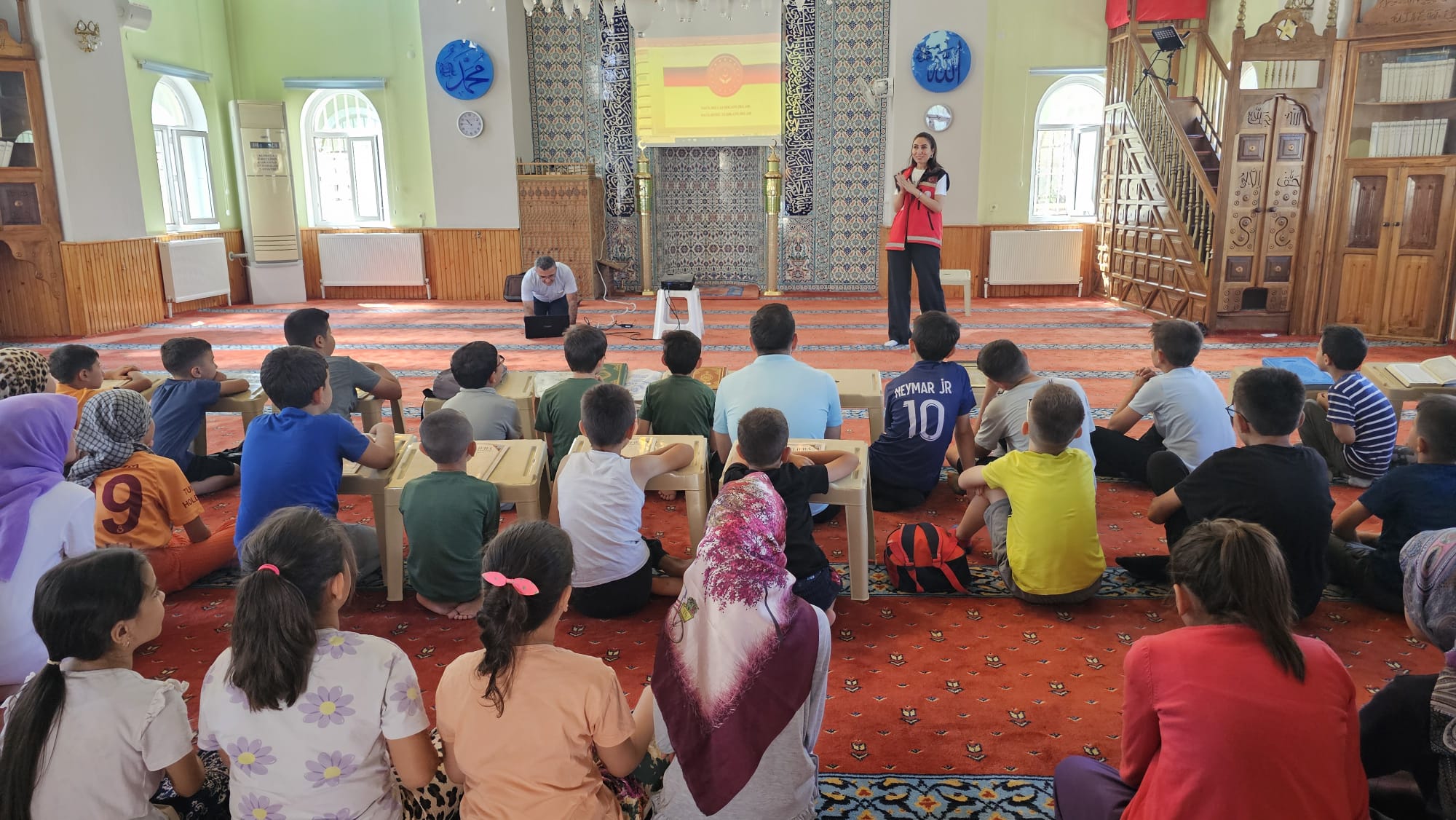 Manisa’da Teknoloji Bağımlılığı Konusunda Farkındalık Eğitimi Düzenlendi