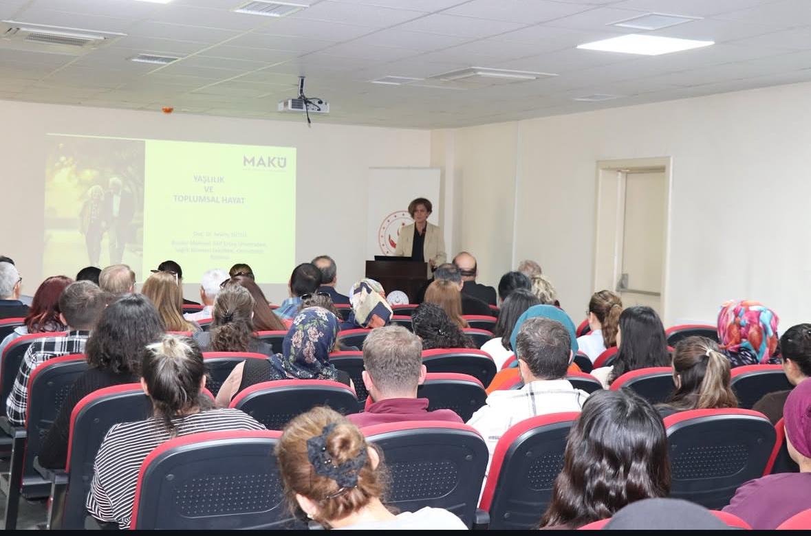 Burdur’da Yaşlılık ve Toplumsal Hayat Konulu Söyleşi Düzenlendi