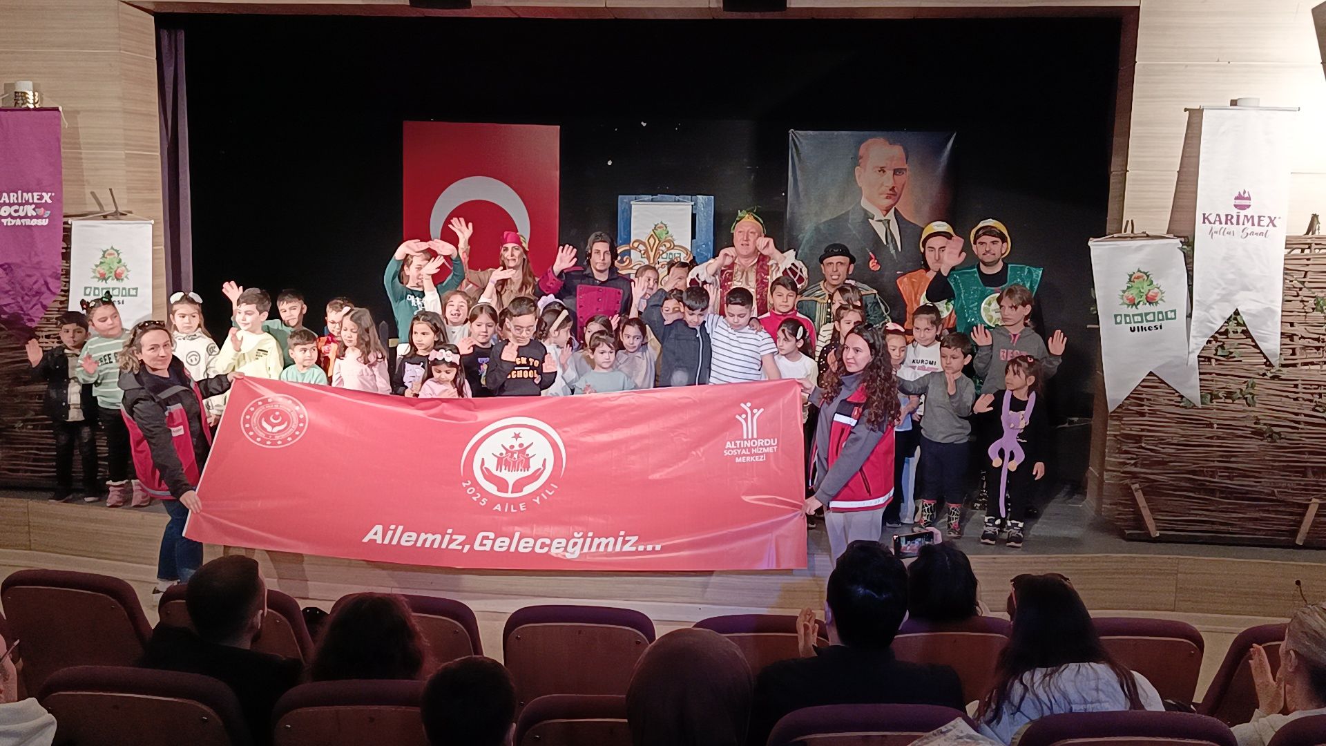 Ordu’da Aile Yılı Kapsamında Çocuklara Yönelik Tiyatro Etkinliği Düzenlendi
