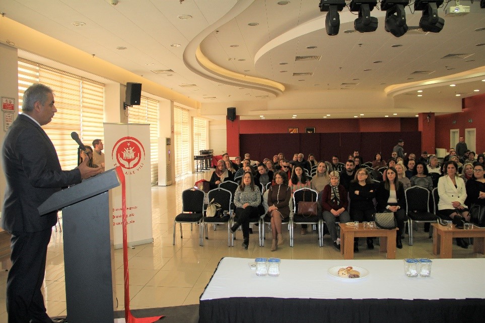 Tekirdağ’da Aile Yılı Kapsamında  "Aile Engel Tanımaz" Paneli Düzenlendi